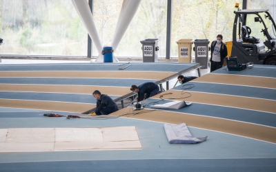 Imatge dels treballs de desmuntatge que es van fer a l'abril | Roger Benet